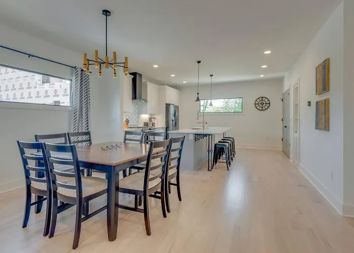 Luxury Downtown Nash/Roofdeck/11 Beds