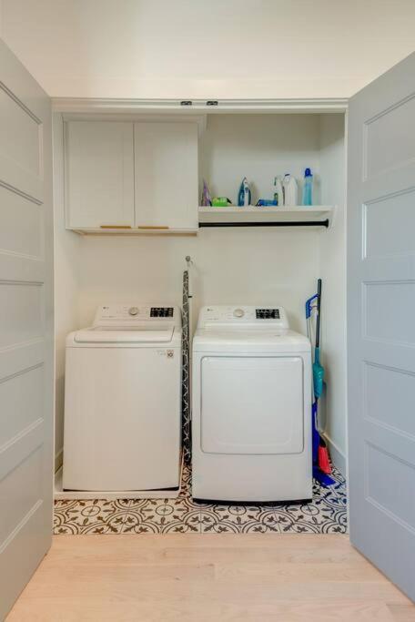 Luxury Downtown Nash/roofdeck/11 Beds *